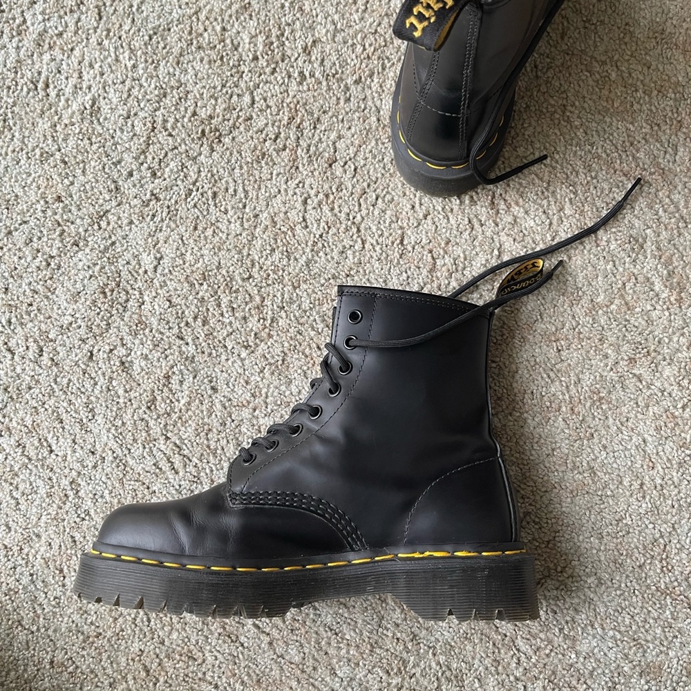 Dr Martens 1460 Bex 8-Eye Boot - Picture 5 of 16